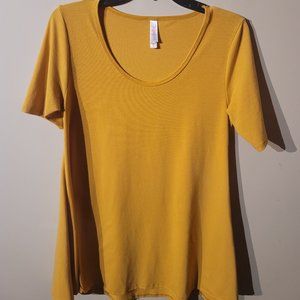 EUC Lularoe Perfect Tee Size XS